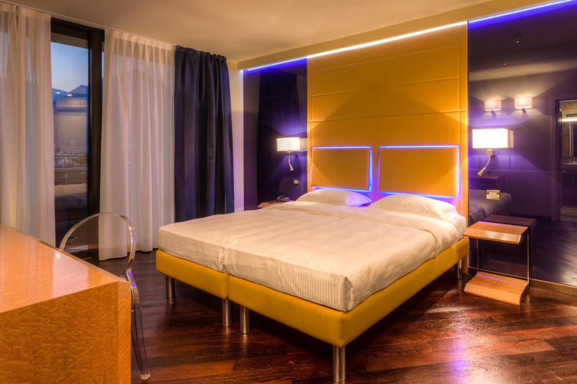 Garda Suite Hotel - Tonelli Hotels Riva del Garda Kamer foto