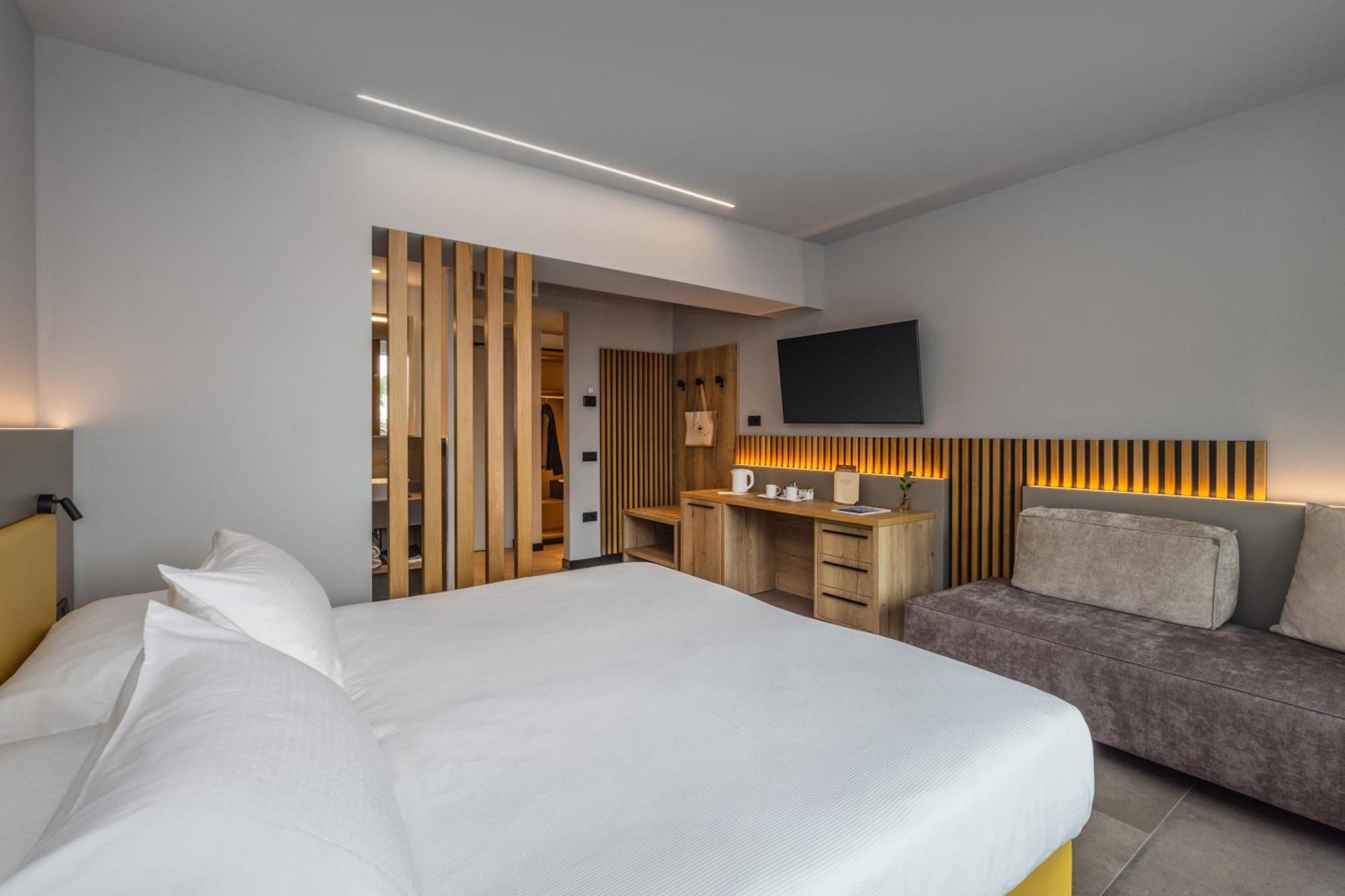 Garda Suite Hotel - Tonelli Hotels Riva del Garda Buitenkant foto